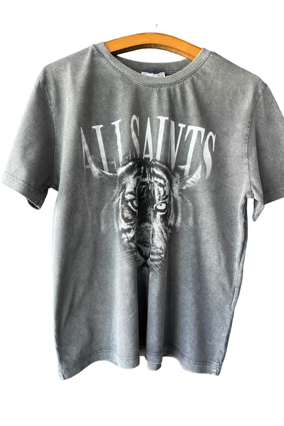 Gri yıkamalı leo tişört