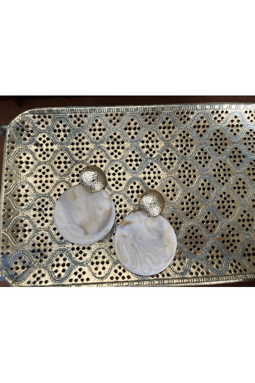 KEMİK GOLD DETAYLI KÜPE