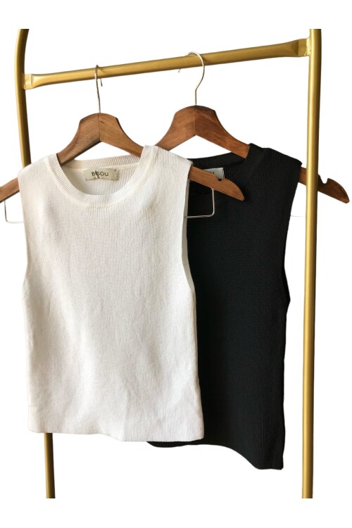 SİYAH KOLSUZ MERSERİZE ÜST